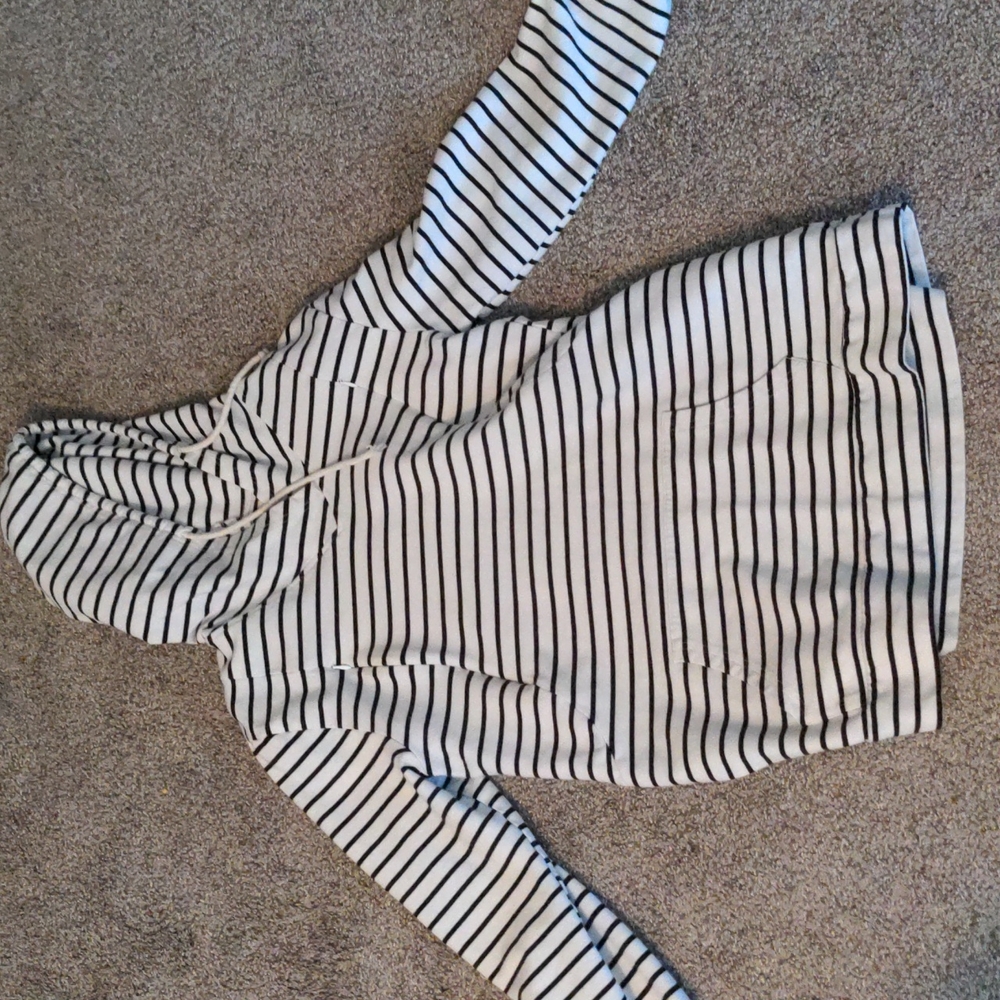 Amazon nursing sweatshirt